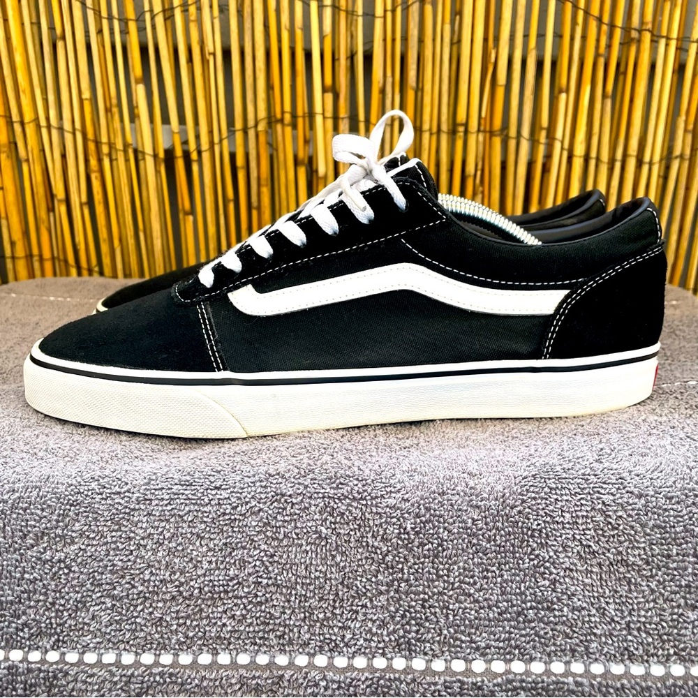 Vans Old Skool Size 11.5 Black/White